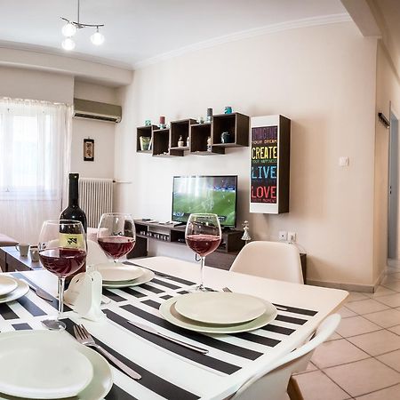 Pisces - City Center Apartment Atenas Exterior foto